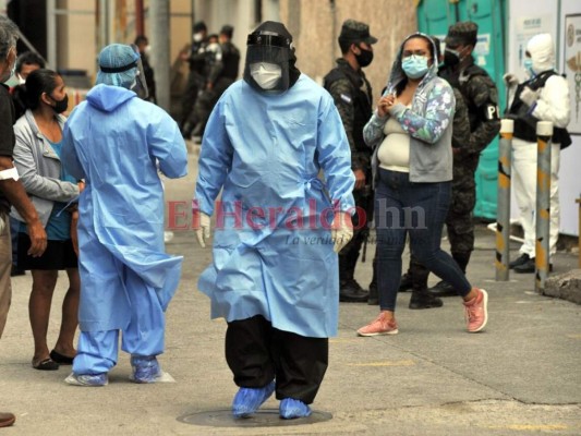 A 1,221 suben los contagios en personal de salud; cifra se duplicó en dos semanas