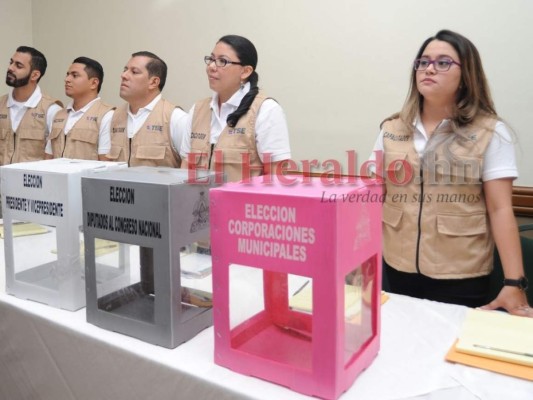 El CNE capacita a más de 200 mil delegados de mesas electorales