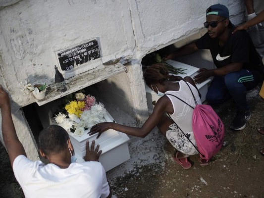 Protestas, muertes y covid, las fotos más destacadas de la semana en América Latina