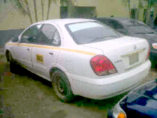 Detienen a taxista que llevaba un cadáver en el baúl del carro