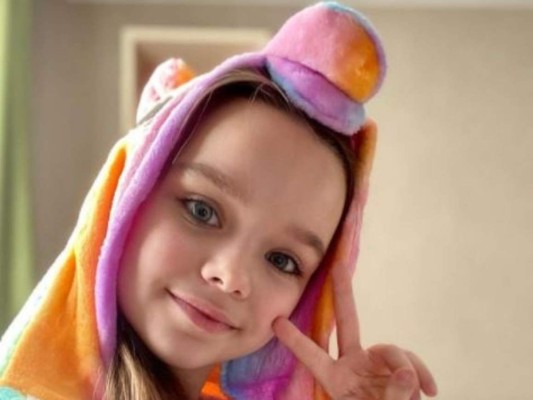 Así ha crecido Anastasia Knyazeva, la niña nombrada la más linda del mundo en 2017