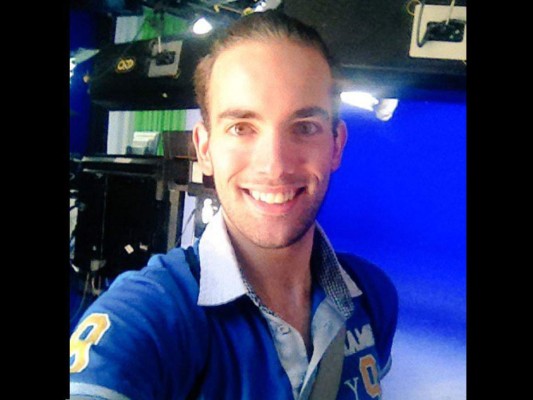 Se suicida presentador y actor de TV Azteca