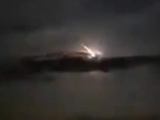 Reportan caída de meteorito en Venezuela y se arma polémica en las redes sociales&nbsp;&nbsp;