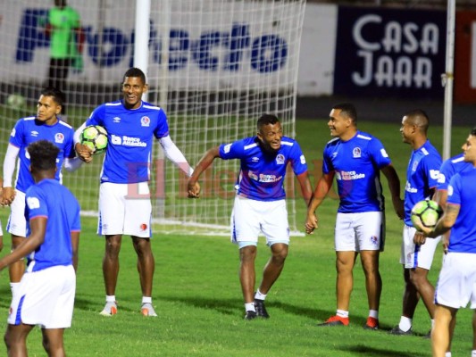 Olimpia obligado a vencer a Real España y ser finalista del Apertura 2018 de la Liga Nacional