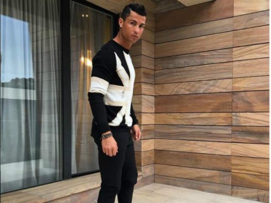 Cristiano Ronaldo canta junto a Jennifer López