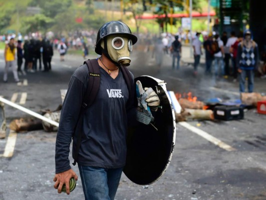 Brotes de violencia durante elección de polémica Constituyente ya deja dos muertos
