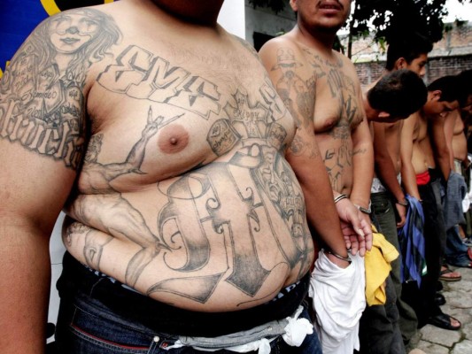 Aíslan a cabecillas de pandillas presos en cárceles de El Salvador
