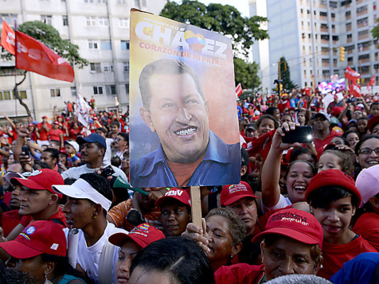 Chávez conmemora cumpleaños con acto de campaña