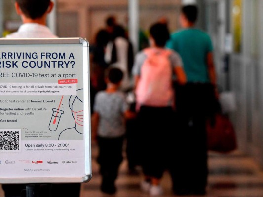 Reino Unido aplaza el desconfinamiento por el aumento de casos de coronavirus