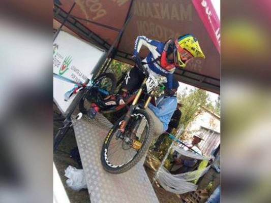 Mariajosé Montoya gana medalla de plata para Honduras en Panamericano de ciclismo
