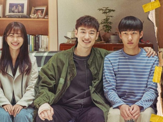 Estrenos de Netflix en mayo 2021: series, películas y documentales que no te puedes perder