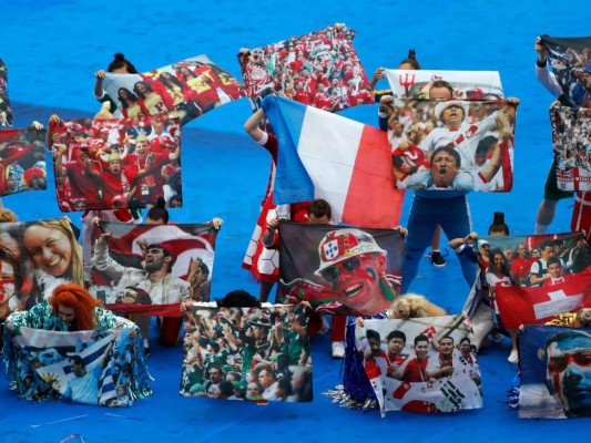 Sencilla pero colorida fue la ceremonia de cierre de Rusia 2018