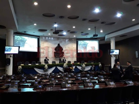 Congreso Nacional instala II legislatura en medio de polémica por reformas electorales