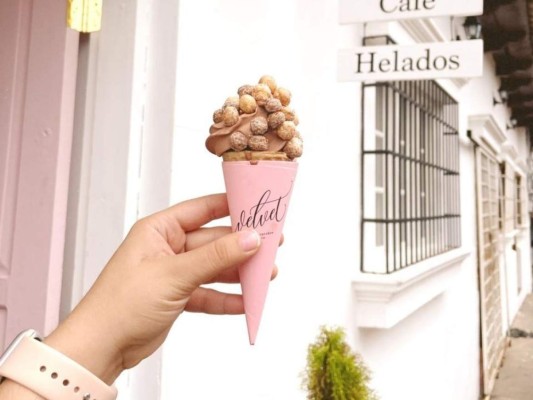 Los pateplumas ya puede disfrutar de una experiencia diferente con los helados que ofrece 'Velvet'. Foto: El Heraldo