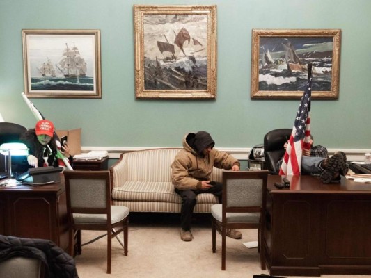 Las imágenes más impactantes de la turba pro-Trump en el Capitolio