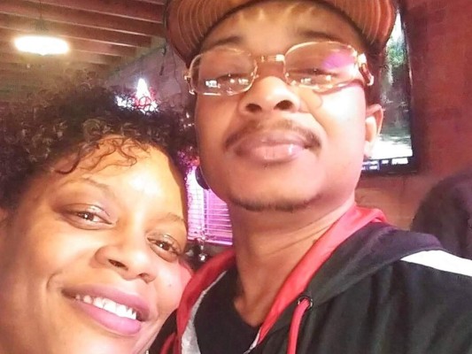 Jacob Blake, joven baleado por la policía, necesitará un 'milagro' para caminar