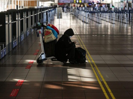 Justicia de El Salvador ratifica ilegalidad de restricciones a viajeros