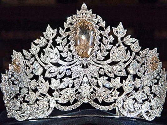 FOTOS: La lujosa transformación de las coronas de Miss Universo