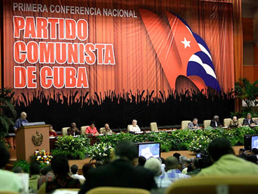 Partido Comunista cubano debate limitar tiempo en cargos