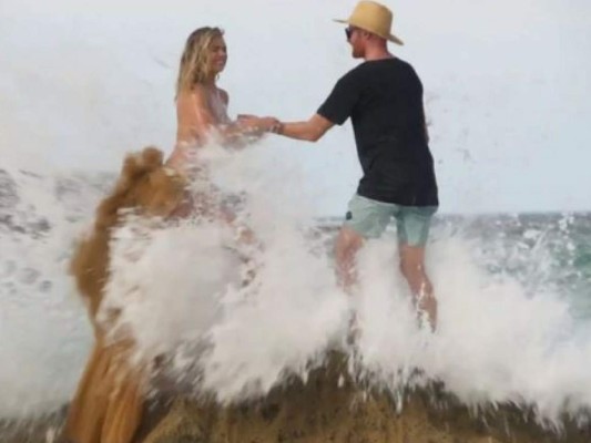 VIDEO: Kate Upton sufre aparatosa caída mientras posaba en topless