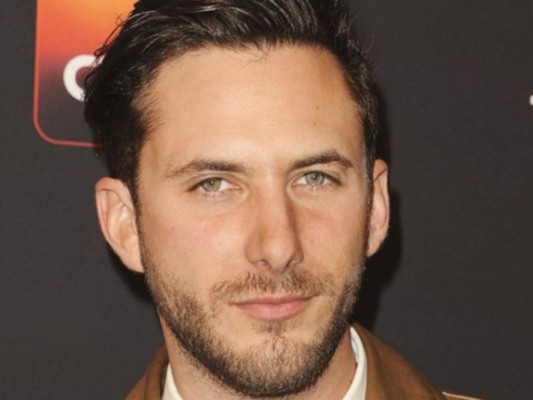 Critican a Sebastián Zurita, hijo de Christian Bach, por polémica publicación en Instagram