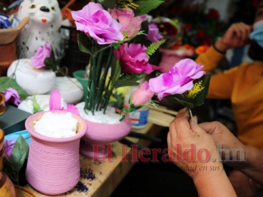 Las tiendas ofrecen descuentos en sus productos para atraer a los clientes. Foto: David Romero/El Heraldo