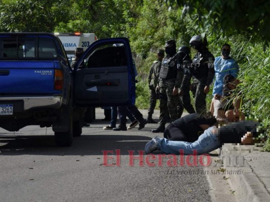 Desgarradora escena de pareja emboscada y acribillada en la capital (FOTOS)