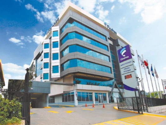 Ficohsa, primer banco por volumen en Centroamérica