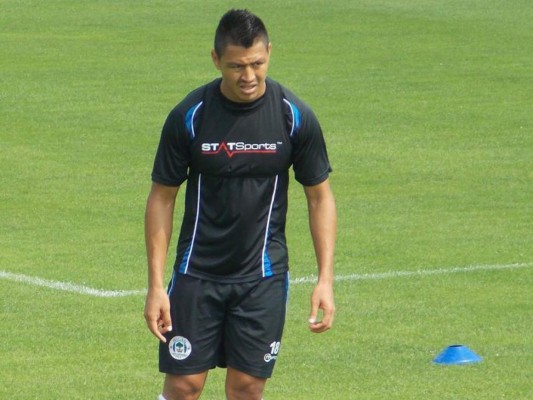 Mario debutó en Ecuador