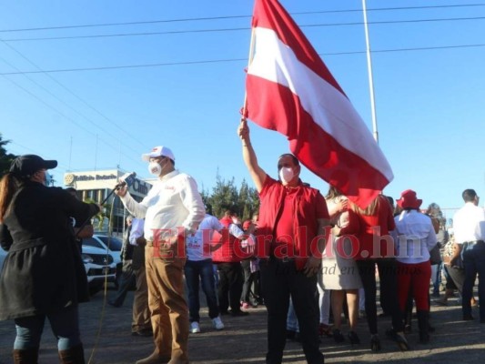 Con Luis Zelaya a la cabeza, así celebró su 130 aniversario el Partido Liberal