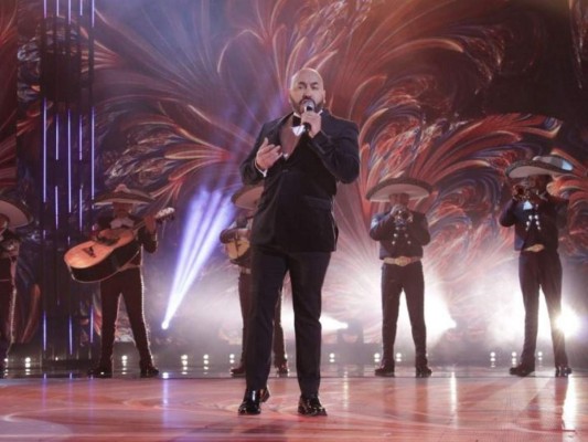 Lupillo y Jenni Rivera cantan tema inédito en La Academia