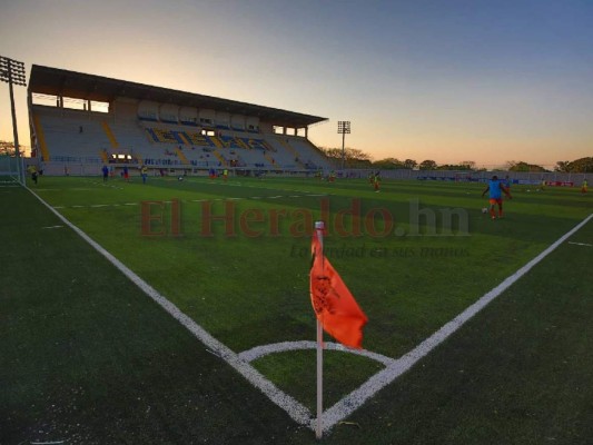 Vida le arrebata un punto a los Lobos de la UPNFM con gol de Eddie Hernández en tiempo extra