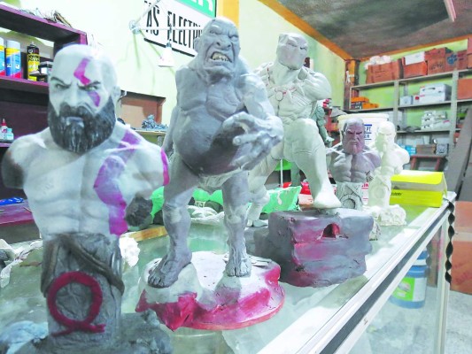 Honduras: Gomer Martínez es el mago de las esculturas