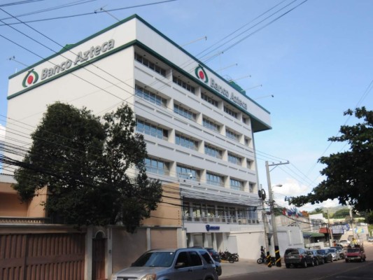Banco Azteca Honduras cumple 11 años y lo celebra en nuevas instalaciones