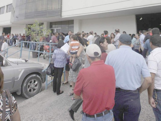 La ENEE maquilla balance con millonarias pérdidas