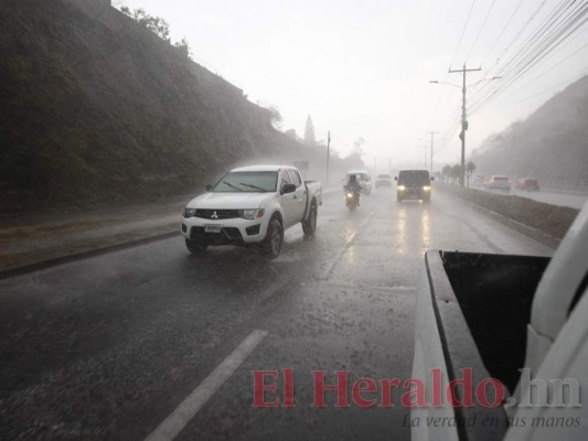 Extienden alerta amarilla por 48 horas para Francisco Morazán por huracán Zeta