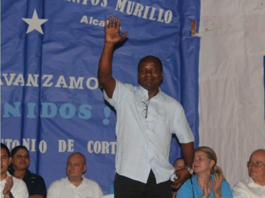 Al menos 18 diputados quedarían fuera de la carrera por la reelección (Fotos)