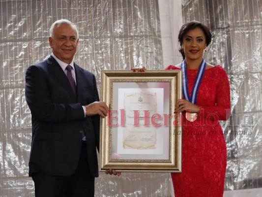 Los periodistas hondureños galardonados con Premios Parlamentarios de Periodismo 2019