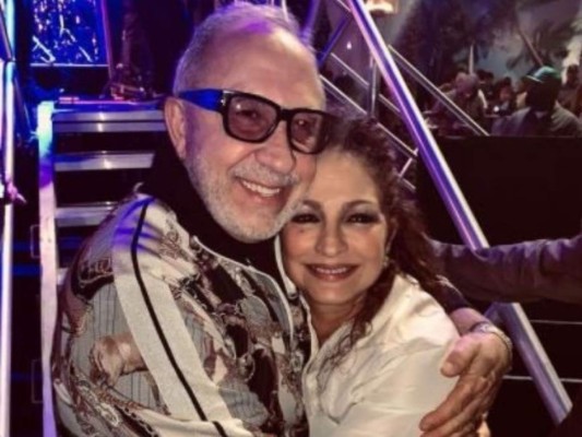 Amor a prueba de reflectores: las parejas famosas más duraderas del espectáculo