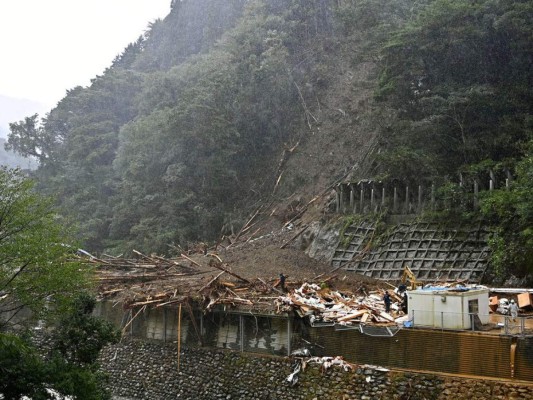 Violento tifón Haishen causa muertes y destrucción en Asia (FOTOS)  