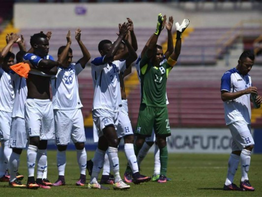 Futbolista hondureño Alfredo Mejía visita Jerusalén y lo comparte en redes sociales