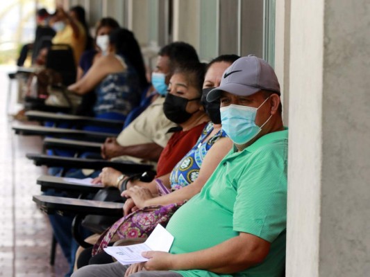 Cómo evitar contraer el letal hongo negro, la 'cara B” de la pandemia (FOTOS)