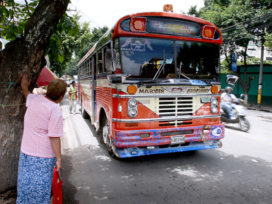 Entra en vigencia ridícula rebaja al transporte urbano