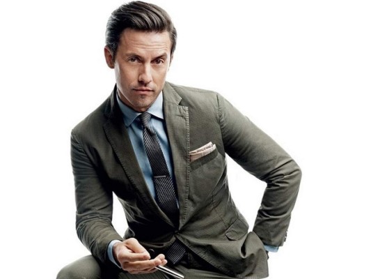 Las mejores fotos de Milo Ventimiglia, el Hombre del Año del Hasty Pudding