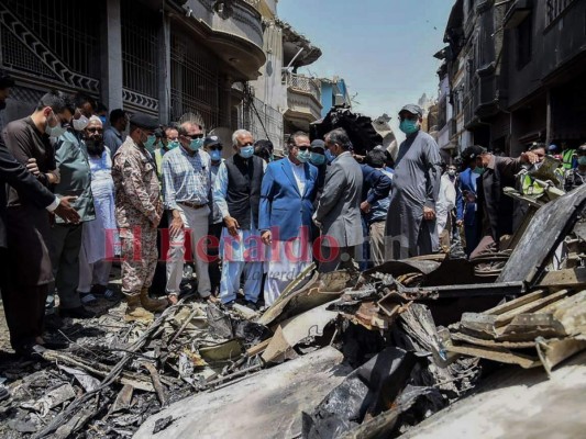 Pakistán: Piloto de avión accidentado advirtió sobre aterrizaje 'problemático'