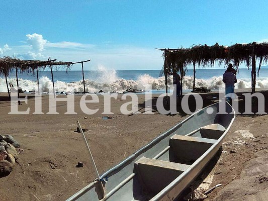 Honduras: En alerta verde permanece costa pacífica por mareas altas