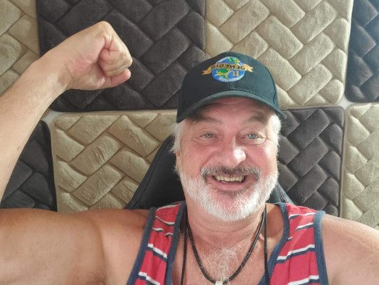 Iglesia Génesis II: religiosos que prometen 'sustancia milagrosa' contra el covid-19