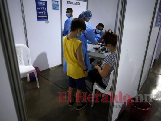 Covid-19: Aumento en la asistencia a niños enciende alerta en triajes capitalinos