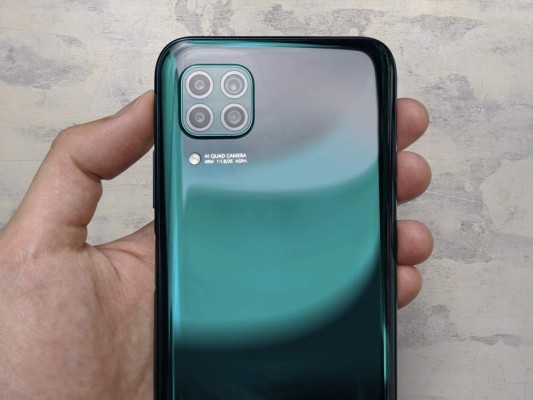 Huawei diversifica la gama media con el P40 Lite y su cámara cuádruple