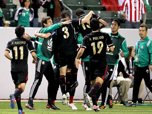 México golea a Trinidad y Tobago 7-1